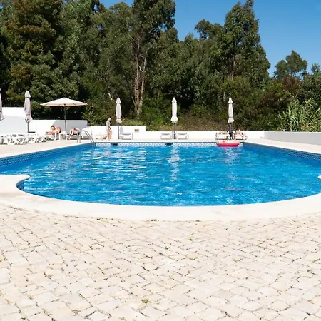 Casa Pinha Maison d'hôtes Figueira da Foz