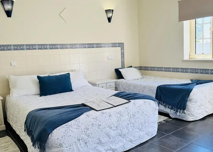Casa Pinha Pensionat 3*